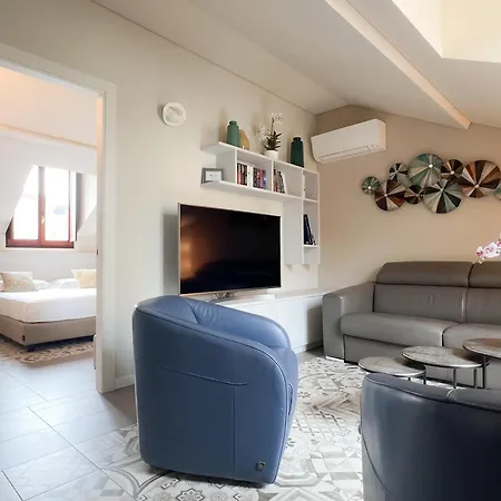 Comecasa Duomo Exclusive 2 Bedrooms Apartment-3